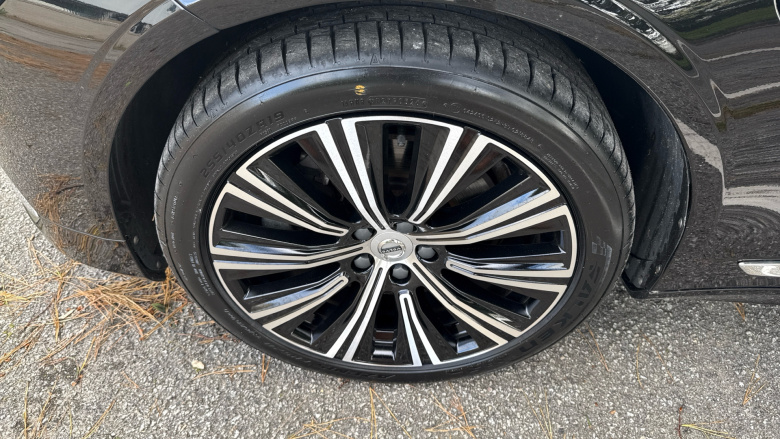 Volvo S90 2.0 T8 Recharge PHEV Inscription 4dr AWD Auto Saloon